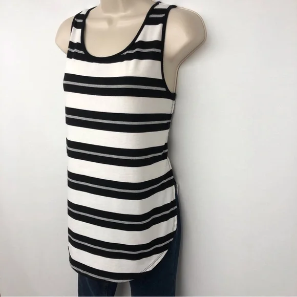 Papermoon Stitch Fix Stripe Sleeveless Top - Picture 3 of 16